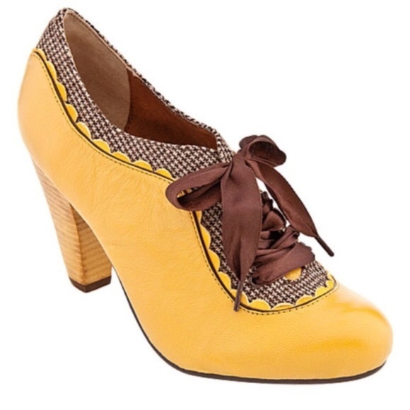 Anthropologie Shoes - NIB Poetic License Backlash Yellow oxfords